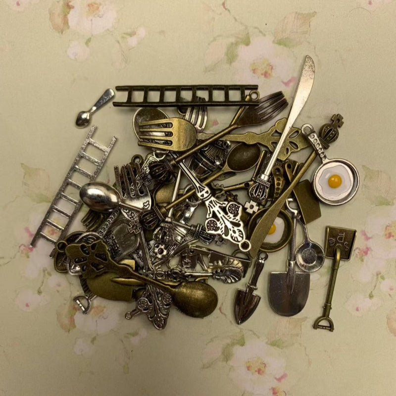 【bronze】70g vintage mixed charms for DIY craft